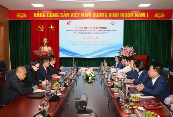Giám đốc Học viện Tư pháp Quốc gia Lào thăm và làm việc tại Học viện Tư pháp Việt Nam